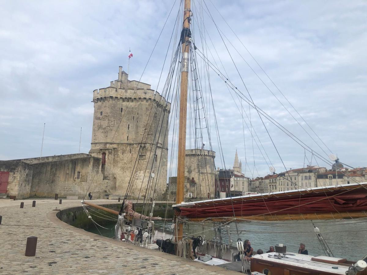 Nuit Insolite Sur Un Voilier Au Coeur De La Rochelle La Rochelle  Kültér fotó